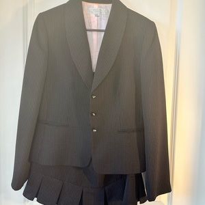 Tahari Arthur S. Levine Black & White Pinstripe Skirt & Blazer Set, size 10